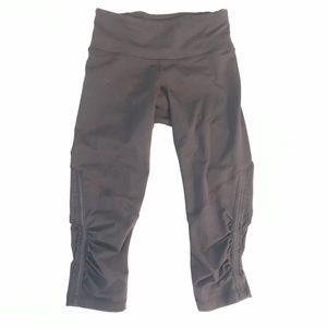 lululemon athletica Other - Lululemon capri leggings size 2 lululemon athletica Other - Lululemon capri leggings size 2
